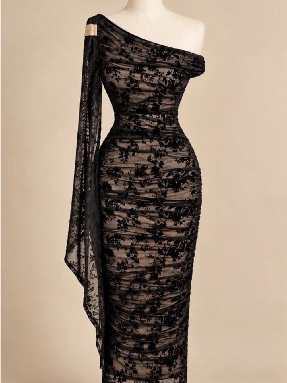 Black One-Shoulder Lace Ruched Maxi Dress